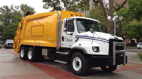 city of ottawa garbage pickup today.